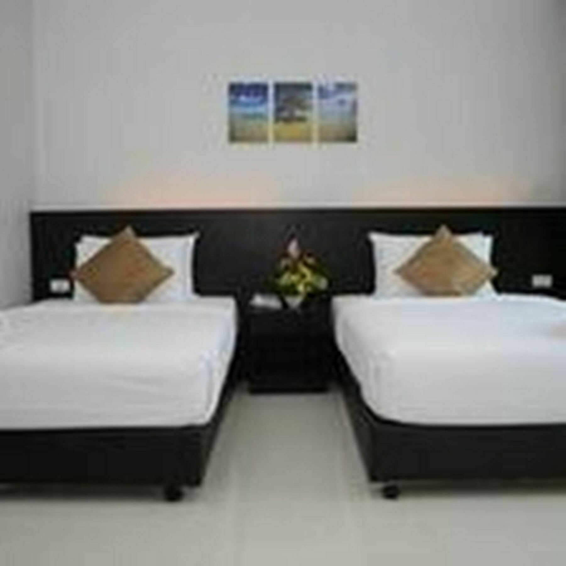 Naiyang Beach Hotel Sha Plus Phuket Exterior photo
